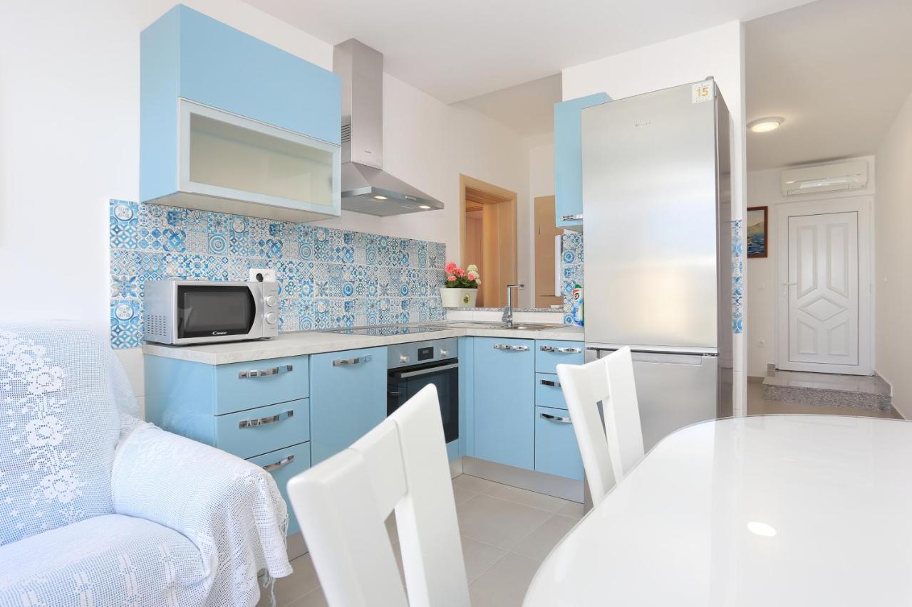 Apartments By The Sea Duce, Omis - 2737 Zewnętrze zdjęcie